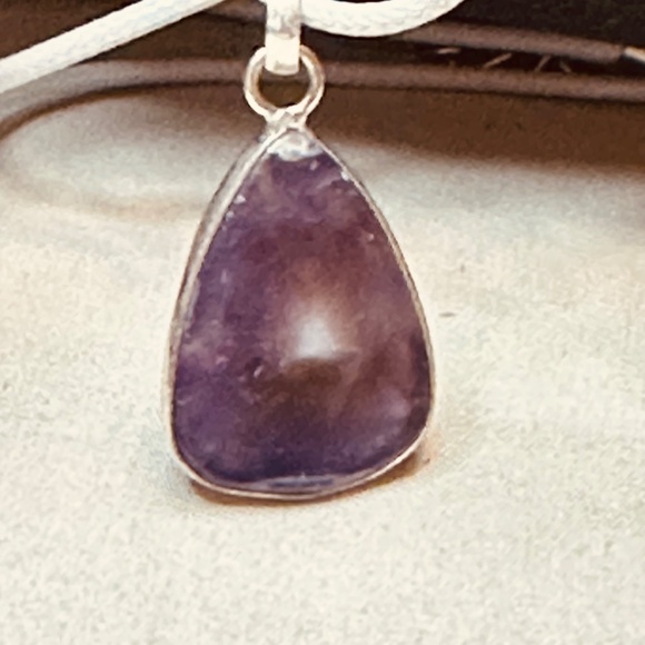 925 Sterling Silver Plated & Amethyst Stone/Crystal Pear Cut Pendant EUC - Picture 6 of 10